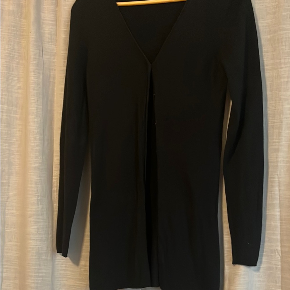 Beulah Classic Black Knitwear